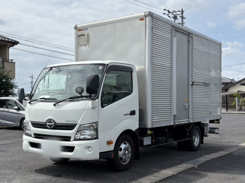 H28年　日野デュトロ　ワイドロングバン3t|中古トラックの販売・買取・査定のアイナビ