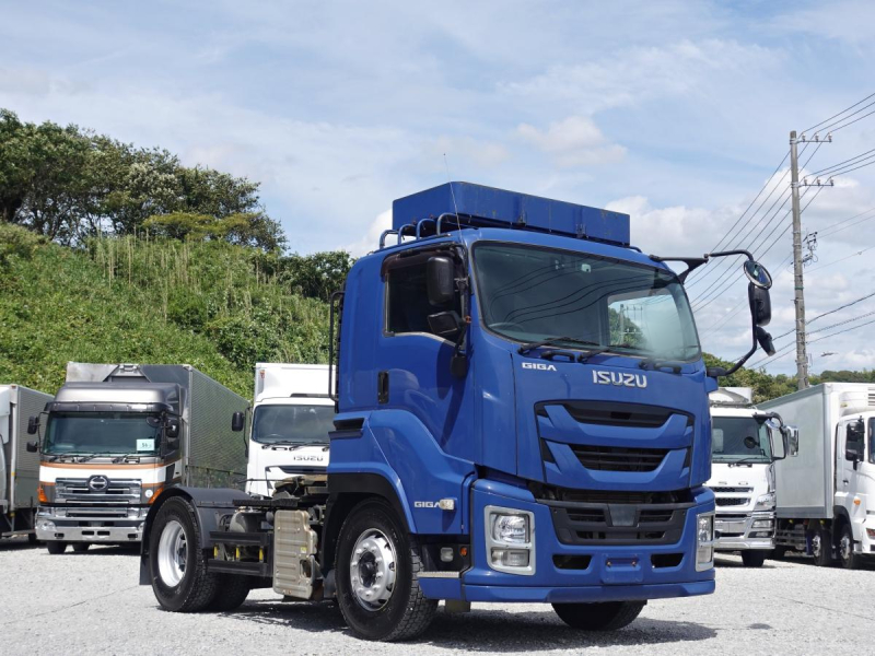 ナンバー・車検付き即納可 トレーラーヘッドトラクター|中古トラックの販売・買取・査定のアイナビ
