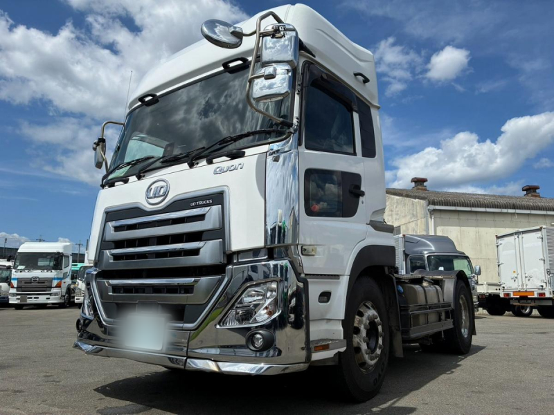 ハイルーフ 後輪エアサスB尺 エスコット 10t 46t 牽引|中古トラックの販売・買取・査定のアイナビ