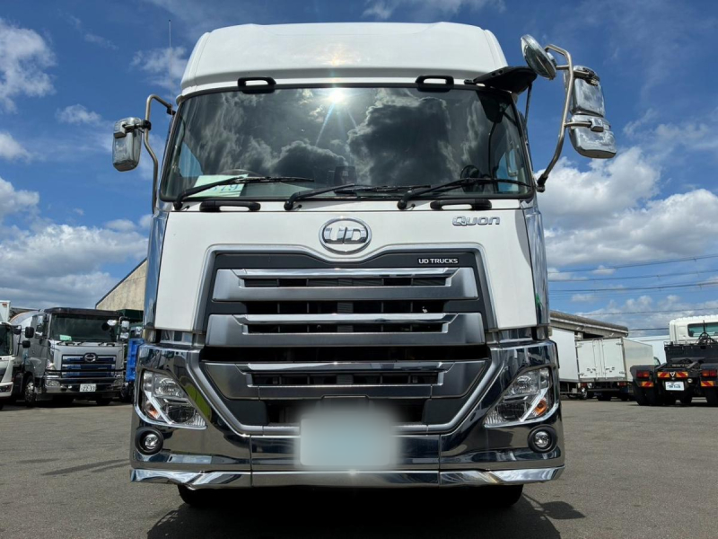 ハイルーフ 後輪エアサスB尺 エスコット 10t 46t 牽引|中古トラックの販売・買取・査定のアイナビ