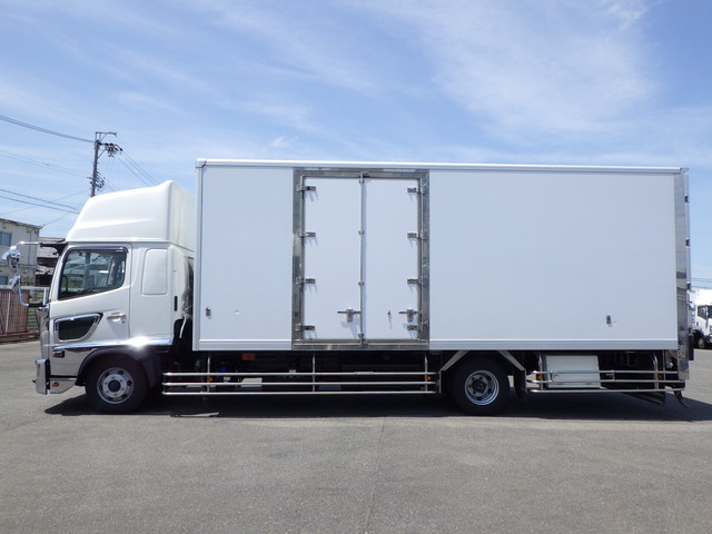 日野 2KG-FD2ABG 冷凍車 4t ワイド|中古トラックの販売・買取・査定のアイナビ