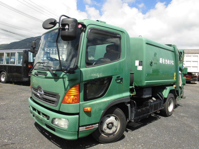 4T パッカー車 回転式 ダンプ式 塵芥車 新明和 2.55T積載|中古トラックの販売・買取・査定のアイナビ