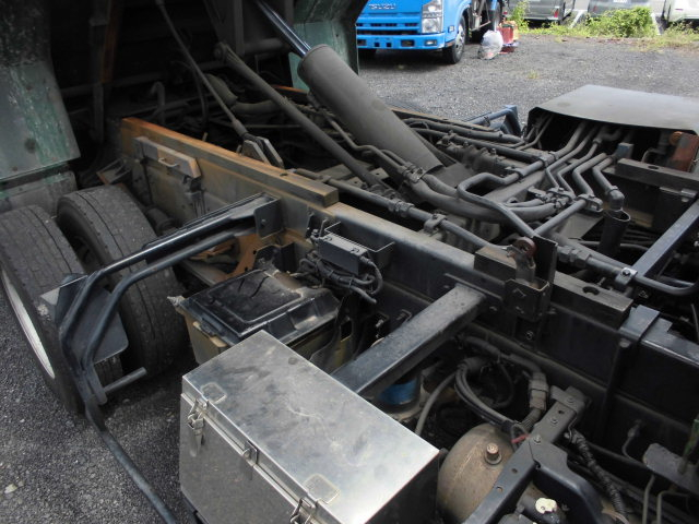 4T パッカー車 回転式 ダンプ式 塵芥車 新明和 2.55T積載|中古トラックの販売・買取・査定のアイナビ