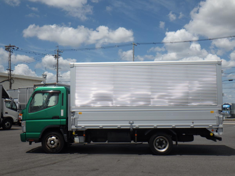 全低床 車輌総重量6,865kg ワイドロング 新品(2025.1製)載替え|中古トラックの販売・買取・査定のアイナビ