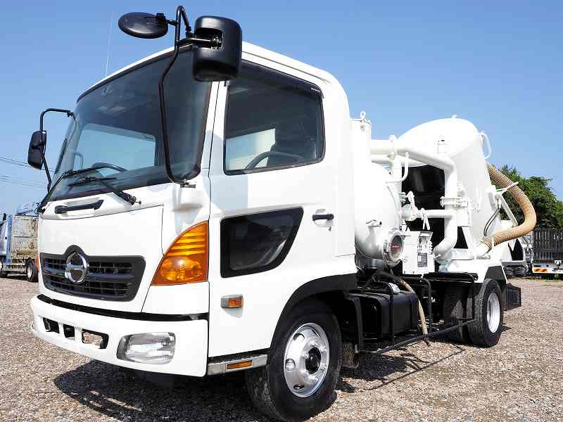 日野 レンジャー 新明和製 強力吸引車 汚泥吸引車|中古トラックの販売・買取・査定のアイナビ