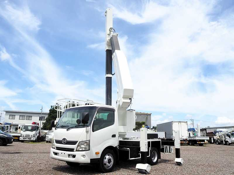 日野 デュトロ タダノ 橋梁点検車 ブリッジチェッカー|中古トラックの販売・買取・査定のアイナビ