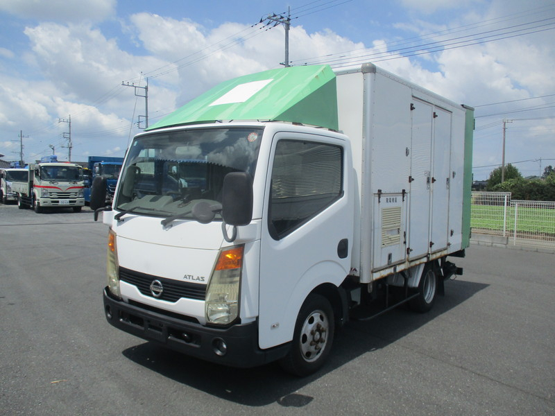 H21アトラス移動式トイレカー後方荷室付き|中古トラックの販売・買取・査定のアイナビ