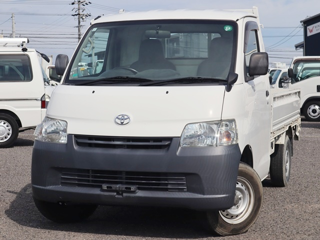 積載800Kg 平ボディ スチールデッキ DX Wエアバッグ|中古トラックの販売・買取・査定のアイナビ