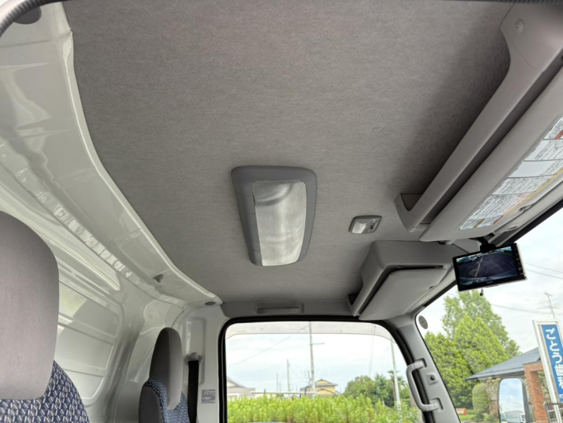 R4 いすゞエルフ　3ドアバン　ワイドロング|中古トラックの販売・買取・査定のアイナビ
