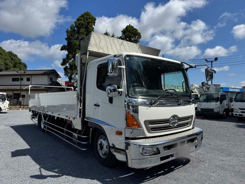ワイドベッド付62 エアサス メッキパーツ 車検R9.6|中古トラックの販売・買取・査定のアイナビ