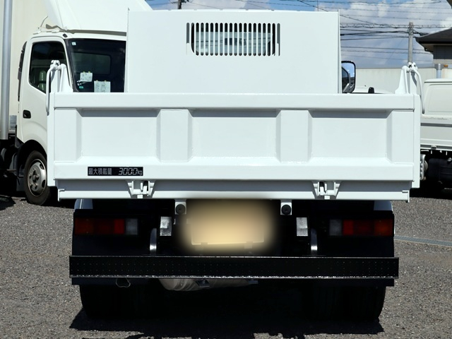 強化ダンプ　積載3t　全低床　極東開発　三方開|中古トラックの販売・買取・査定のアイナビ