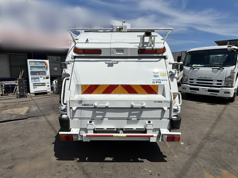 エルフ　プレス式パッカー車　新明和製4.6立米　積載2450kg|中古トラックの販売・買取・査定のアイナビ