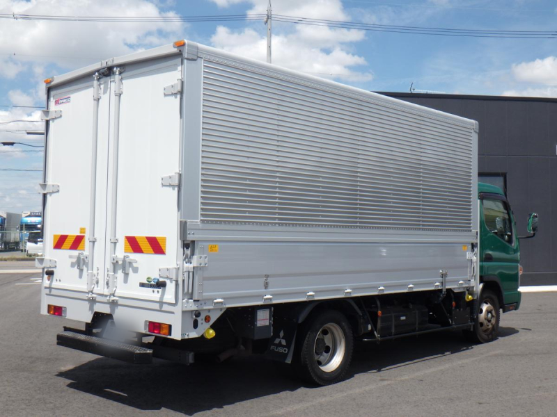 全低床 車輌総重量6,865kg ワイドロング 新品(2025.1製)載替え|中古トラックの販売・買取・査定のアイナビ