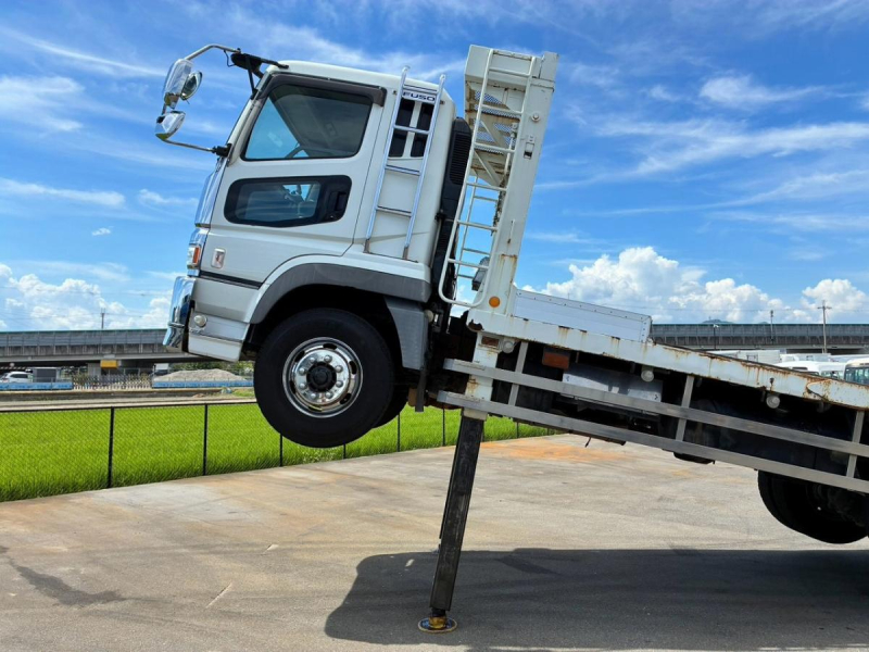 車検付 セルフローダー リーフサスペンション 6×4 歩み板|中古トラックの販売・買取・査定のアイナビ