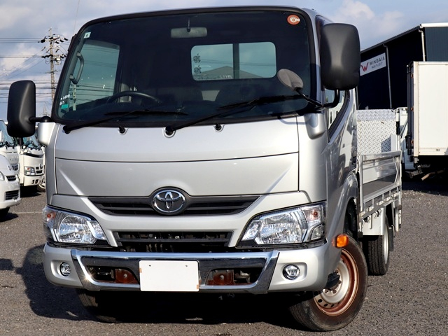 平ボディ　積載1500kg　垂直パワーゲート|中古トラックの販売・買取・査定のアイナビ
