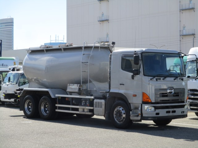 H26　日野プロフィア　粉粒体運搬車　バラセメント12.35立米|中古トラックの販売・買取・査定のアイナビ
