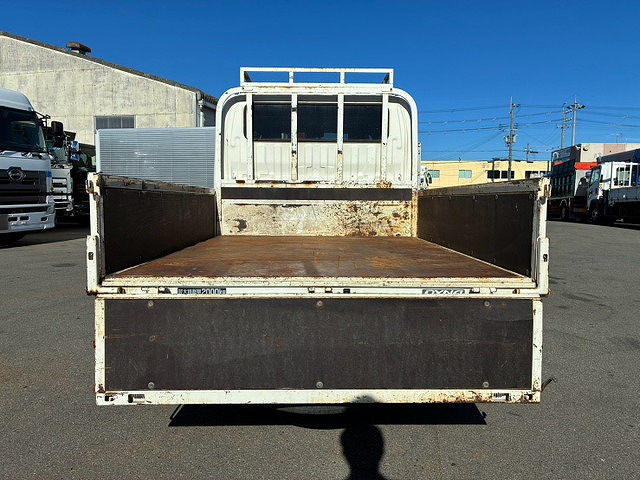 保証対象車両 車検付 Wキャブ 4ナンバー 6人 リアヒーター|中古トラックの販売・買取・査定のアイナビ