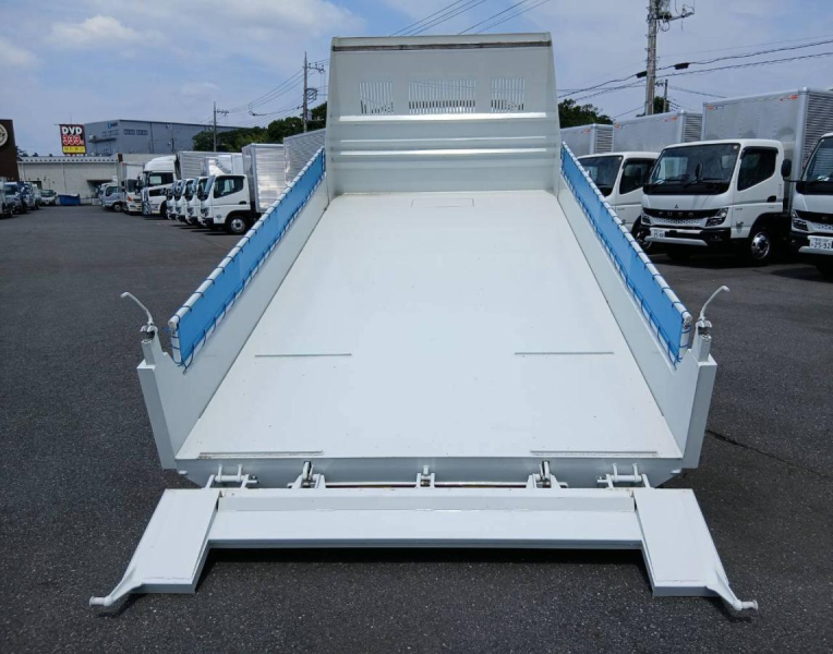☆未使用車　希少　4t　ローダーダンプ　いすゞ　フォワード|中古トラックの販売・買取・査定のアイナビ