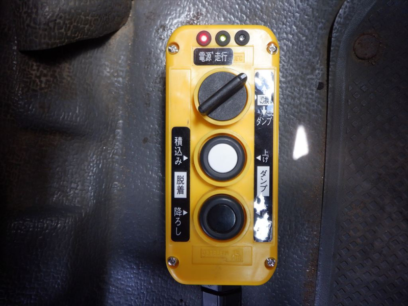 H30　フォワード　増トンフックロール|中古トラックの販売・買取・査定のアイナビ
