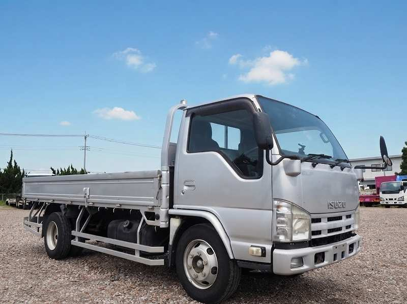 いすゞ エルフ 希少!! 標準ロング 平ボディ 積載4t|中古トラックの販売・買取・査定のアイナビ