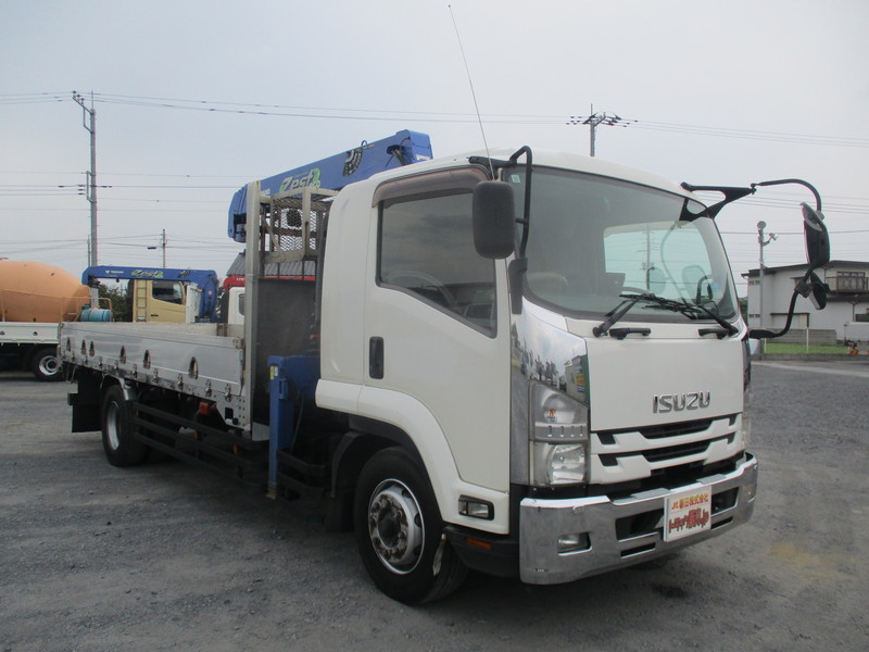 H28フォワード増トンタダノ4段クレーンラジフックベッド付|中古トラックの販売・買取・査定のアイナビ