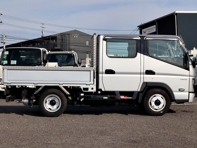 Wキャブ　積載2T　車両総重量5t未満　平ボディ　全低床|中古トラックの販売・買取・査定のアイナビ