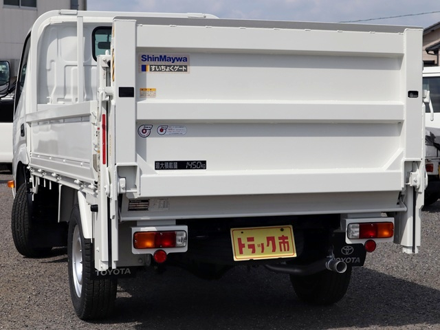 積載1450Kg　平ボディ　新明和　垂直パワーゲート|中古トラックの販売・買取・査定のアイナビ
