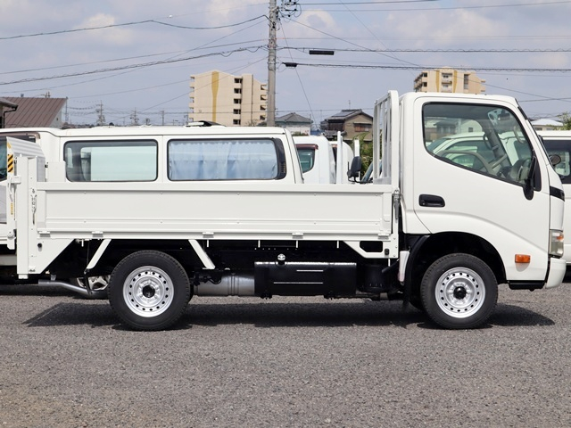 積載1450Kg　平ボディ　新明和　垂直パワーゲート|中古トラックの販売・買取・査定のアイナビ