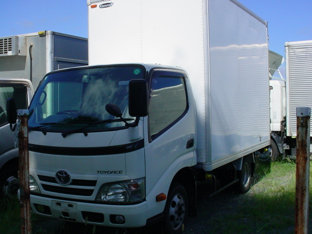 平成27年ダイナ背高バン1.5トン　移動販売車ベース車両|中古トラックの販売・買取・査定のアイナビ