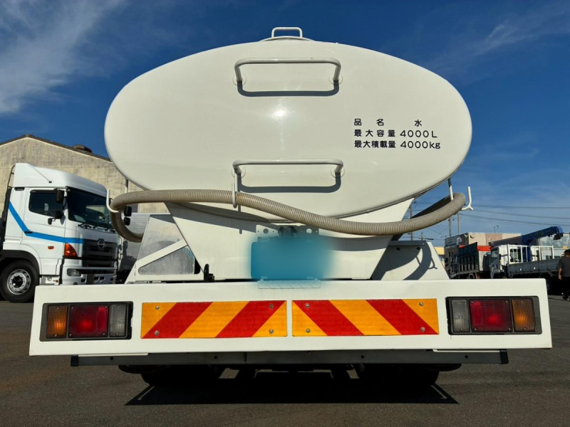 保証対象車両 ワイド 極東開発工業 4000L 別エンジン水ポンプ|中古トラックの販売・買取・査定のアイナビ