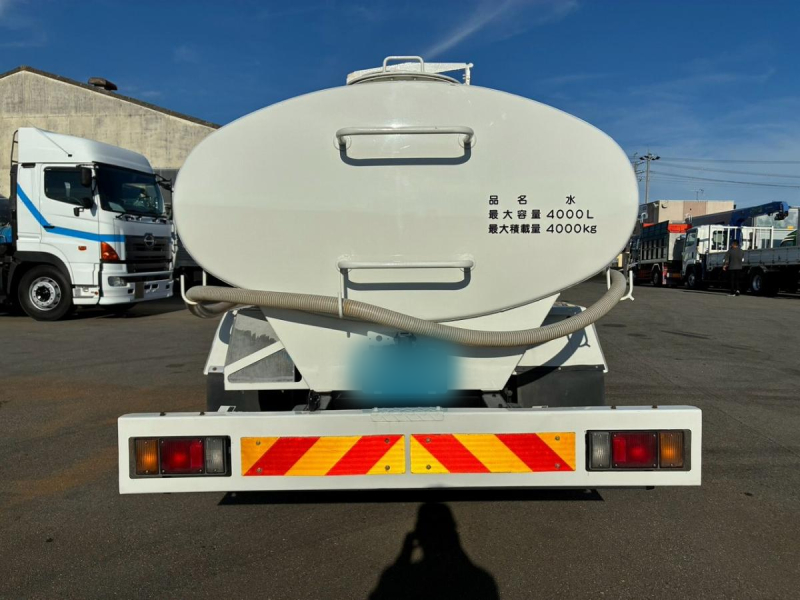 保証対象車両 ワイド 極東開発工業 4000L 別エンジン水ポンプ|中古トラックの販売・買取・査定のアイナビ