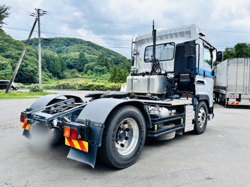 H29 ギガ ハイルーフ トラクタ コンプレッサー付 実走50.1万km|中古トラックの販売・買取・査定のアイナビ