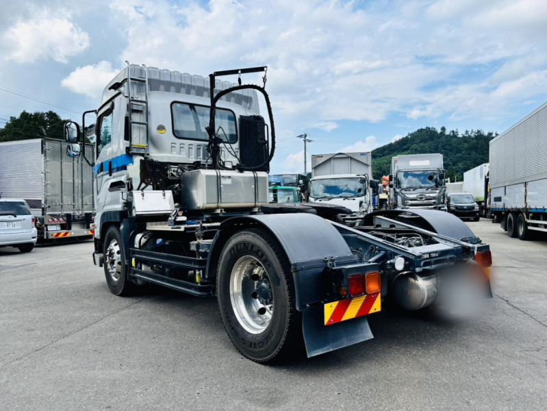 H29 ギガ ハイルーフ トラクタ コンプレッサー付 実走50.1万km|中古トラックの販売・買取・査定のアイナビ