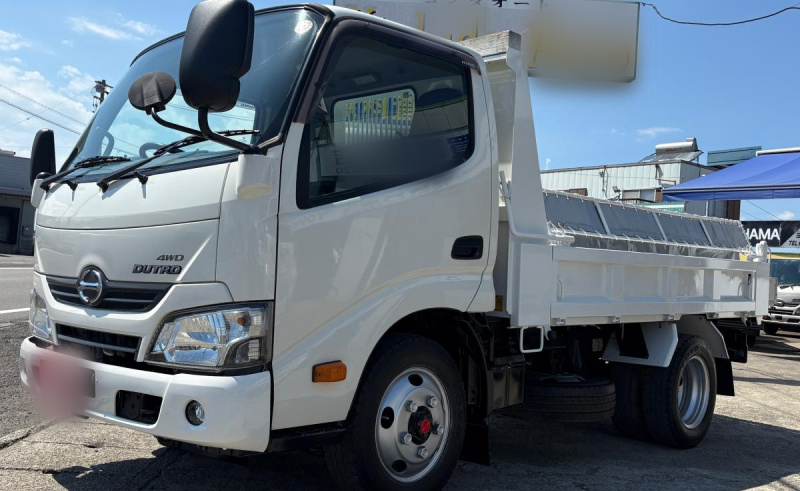 H30　デュトロ2tダンプ　4WD|中古トラックの販売・買取・査定のアイナビ