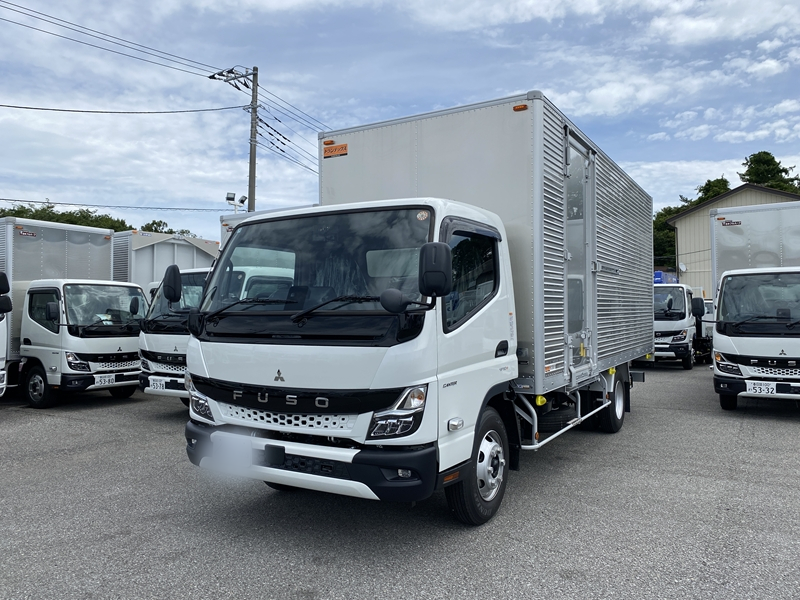 キャンター　ワイド超ロング　高床　ラッシング2段　サイドドア　跳上ゲート付　積載3,500kg|中古トラックの販売・買取・査定のアイナビ