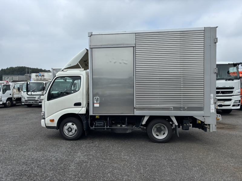 トヨタ バン車|中古トラックの販売・買取・査定のアイナビ