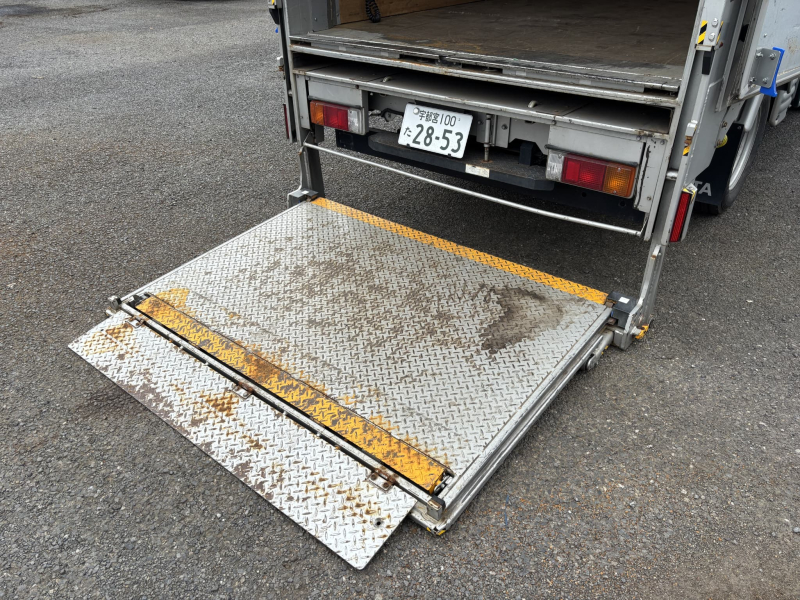 トヨタ バン車|中古トラックの販売・買取・査定のアイナビ