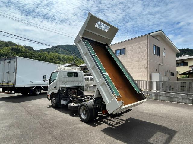 日野 ダンプ デュトロ|中古トラックの販売・買取・査定のアイナビ