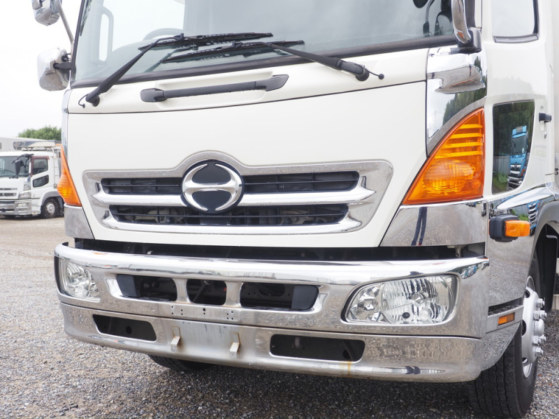 日野 バン車 レンジャープロ|中古トラックの販売・買取・査定のアイナビ