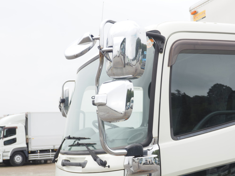 日野 バン車 レンジャープロ|中古トラックの販売・買取・査定のアイナビ