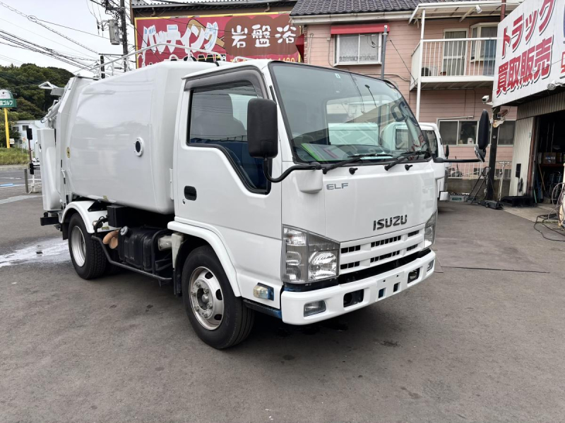 回転ダンプ式パッカー車　極東製5.0立米　積載3350kg|中古トラックの販売・買取・査定のアイナビ