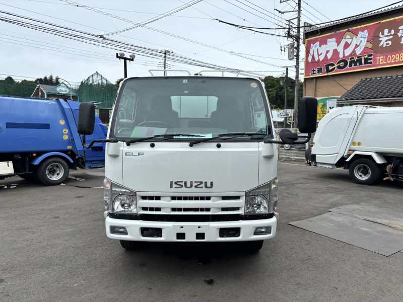 回転ダンプ式パッカー車　極東製5.0立米　積載3350kg|中古トラックの販売・買取・査定のアイナビ