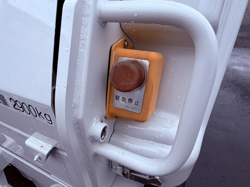 エルフ|中古トラックの販売・買取・査定のアイナビ