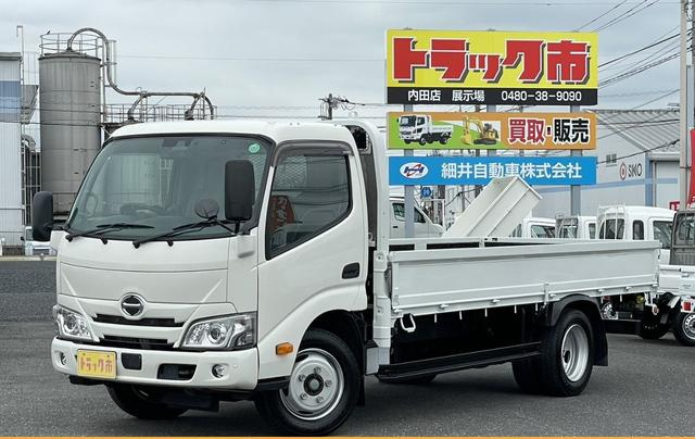 日野 平ボディ デュトロ|中古トラックの販売・買取・査定のアイナビ