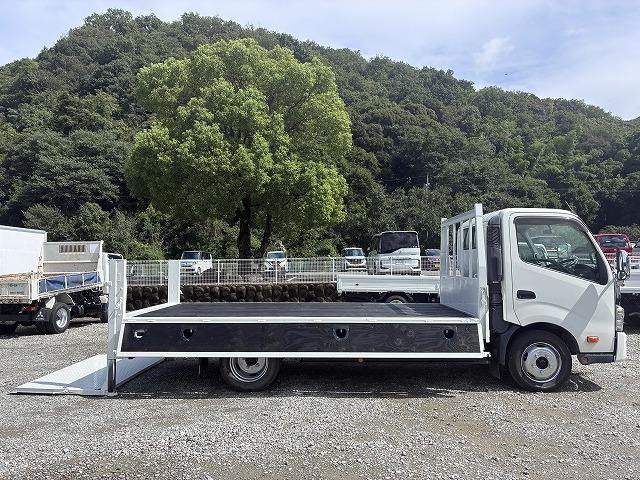 日野 平ボディ デュトロ|中古トラックの販売・買取・査定のアイナビ