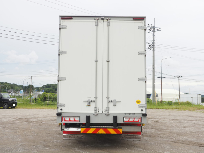 いすゞ ウイング車 ギガ|中古トラックの販売・買取・査定のアイナビ
