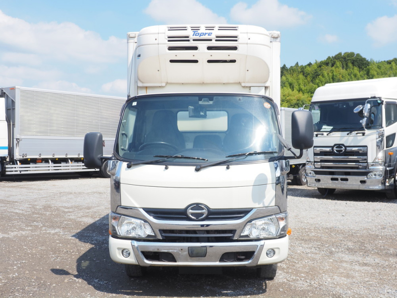 日野 冷凍バン デュトロ|中古トラックの販売・買取・査定のアイナビ