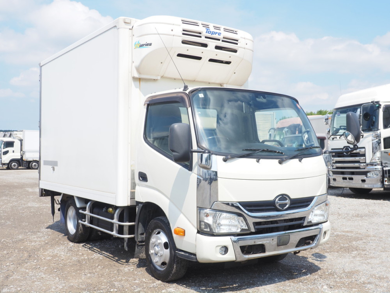 日野 冷凍バン デュトロ|中古トラックの販売・買取・査定のアイナビ