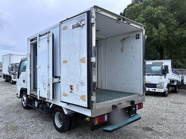 いすゞ バン車|中古トラックの販売・買取・査定のアイナビ