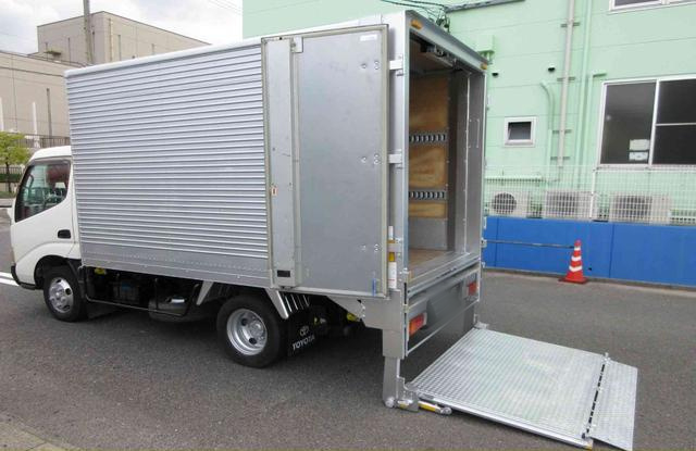 トヨタ バン車|中古トラックの販売・買取・査定のアイナビ